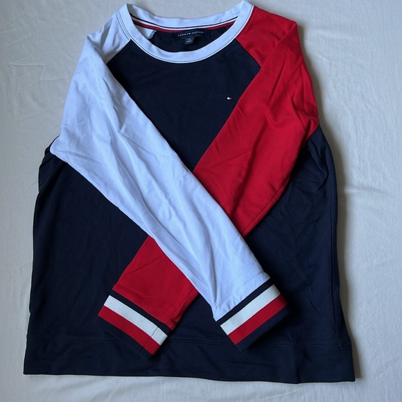 Women’s Tommy Hilfiger L Pullover long sleeve navy blue with red and white - Picture 2 of 4